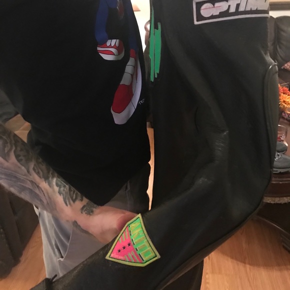 Motorcycle Racing Leathers! 🏍 - Picture 6 of 8